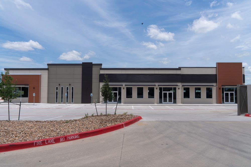Brand New Office Space in High Growth Area: 615 Oxford Dr, New Braunfels, TX 78130